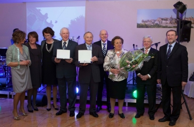 Fruttivendoli, premiata 
la storia di due famiglie