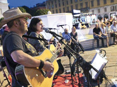 “Vivi Bergamo il giovedì”, 
si comincia con la notte azzurra