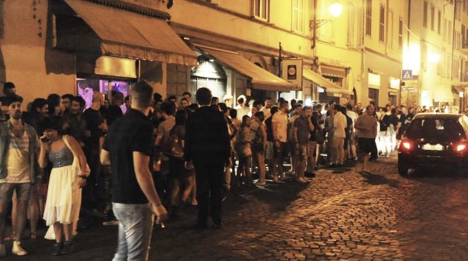 Per le feste pasquali locali aperti fino alle 2 in Borgo Santa Caterina