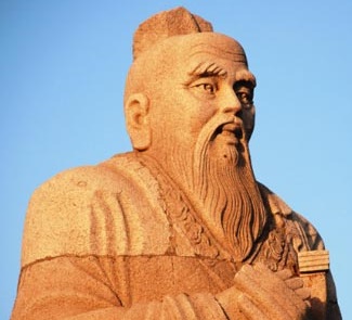 Una statua di Confucio