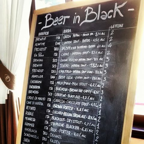 beer in black