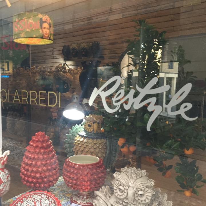 Restyle, il folklore siculo sbarca in via Borfuro