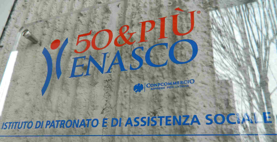 Enasco 50&Piu. Le chiusure estive