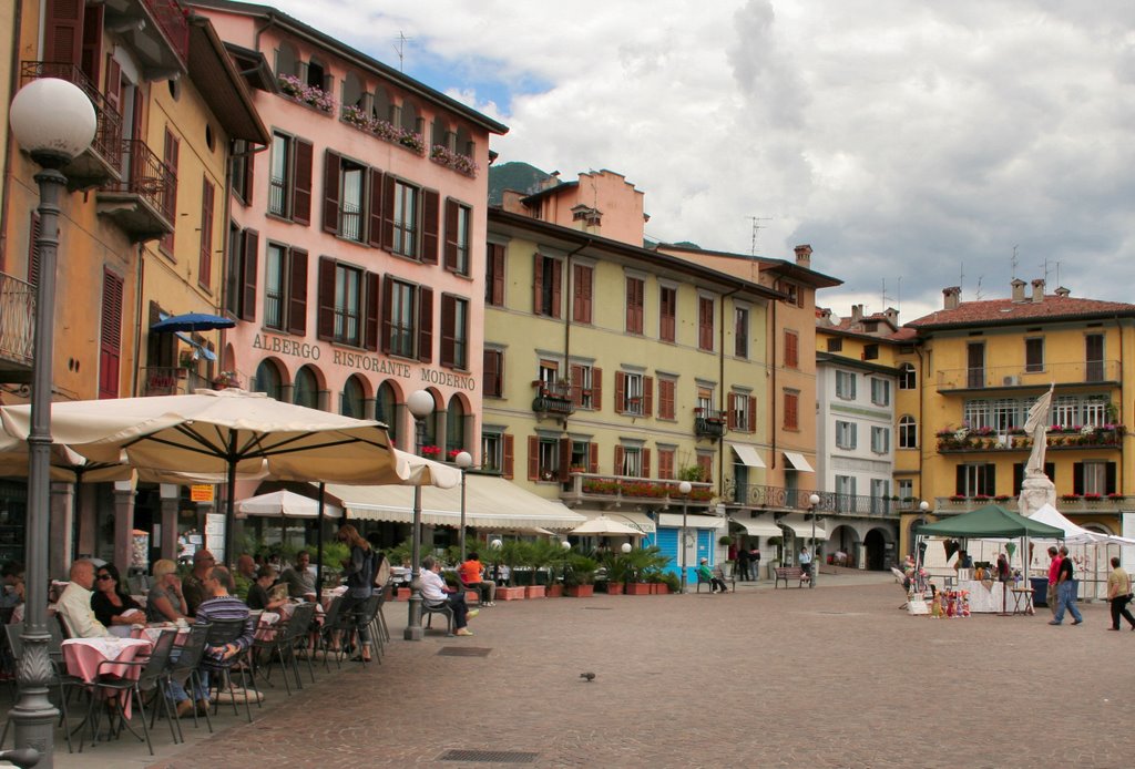 Turismo e commercio, fondi per le attività del lago d’Iseo