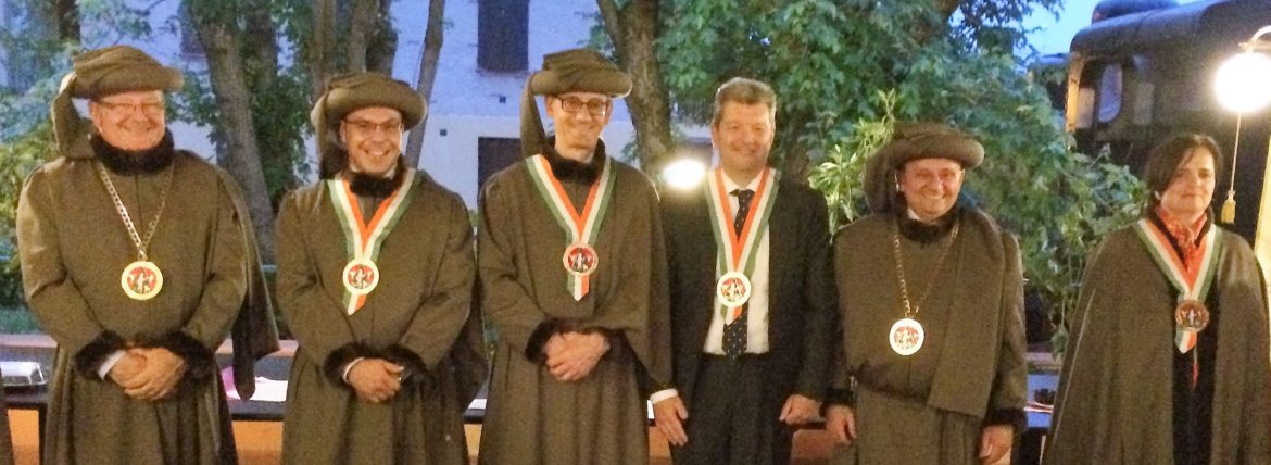 La Confraternita di San Lucio apre le porte al “Re del Taleggio”
