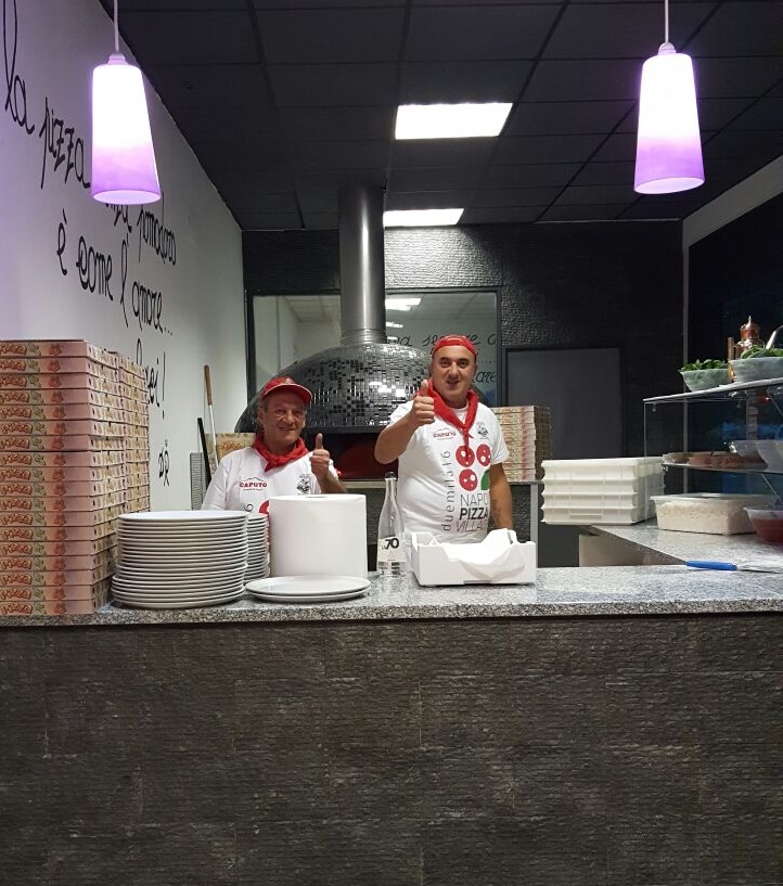 Pizzerie, a Bergamo un angolo di Napoli grazie a “Donna Regina”