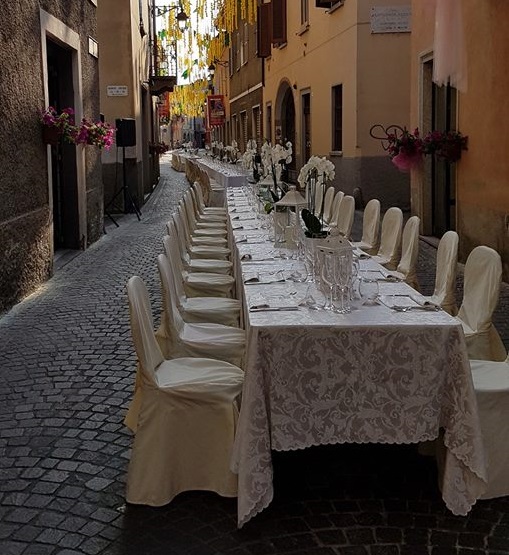 Treviglio, cena street di beneficenza per aiutare ragazzi e adulti con disabilità