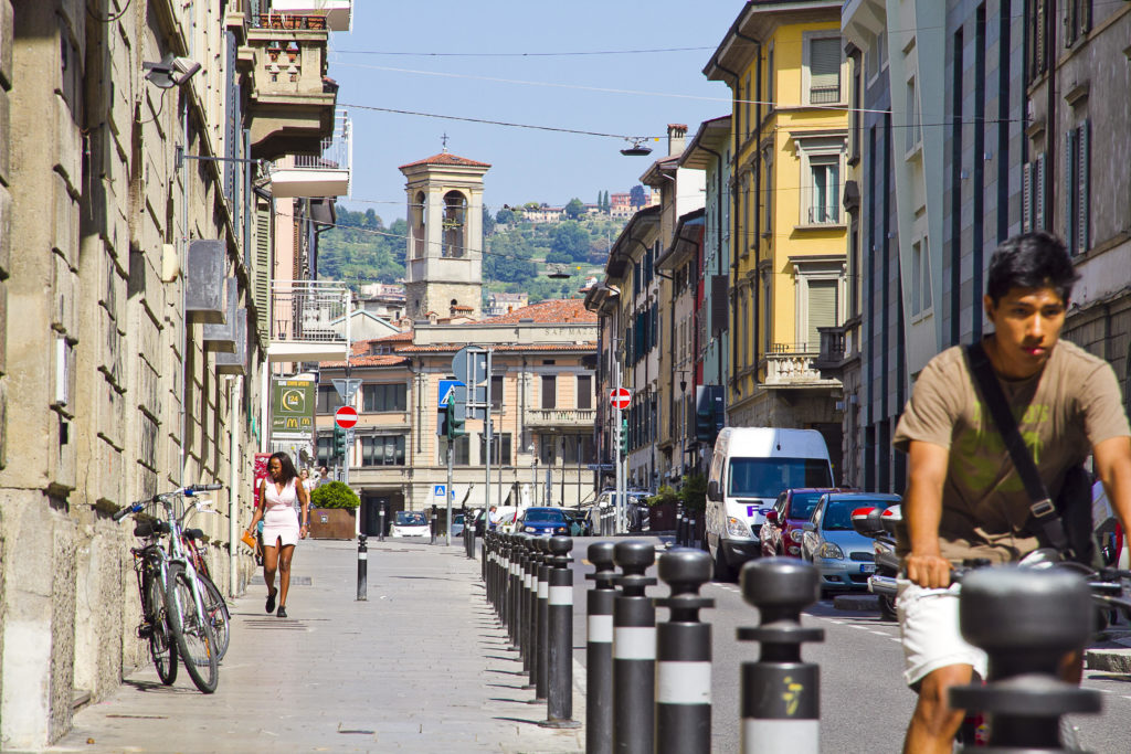 Bergamo - via Quarenghi _ph Maria Zanchi