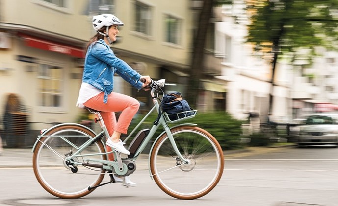 In via XX Settembre apre Moez, il negozio della mobilità sostenibile