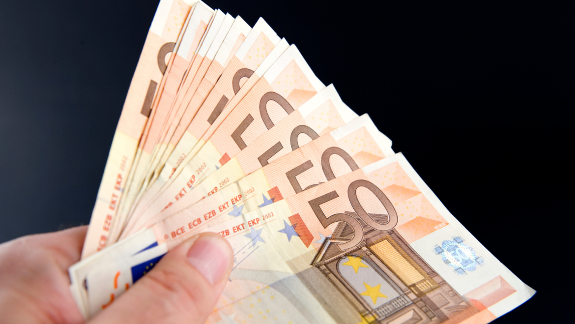 Pagamenti in contanti, il limite scende a 1.000 euro